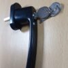 Manija con Llave Negra para Ventana de Aluminio