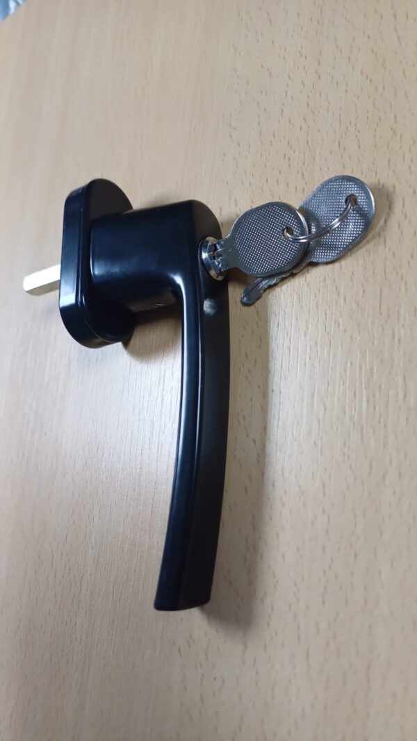 Manija con Llave Negra para Ventana de Aluminio